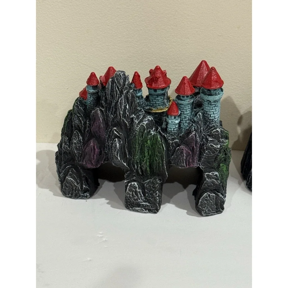 Fish Tank Castle Decoration Bundle Of 2